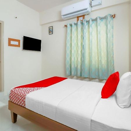Hotel O The Host Bangalore Buitenkant foto