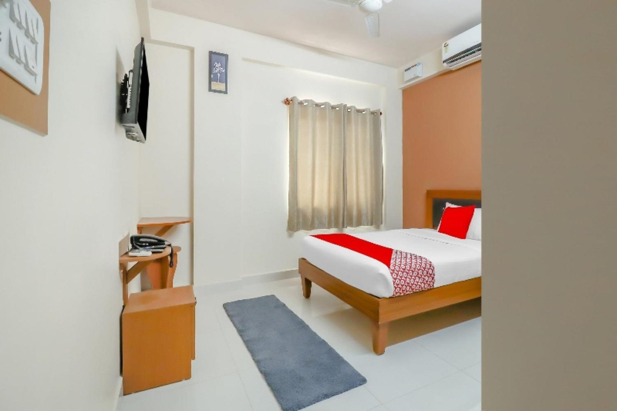 Hotel O The Host Bangalore Buitenkant foto