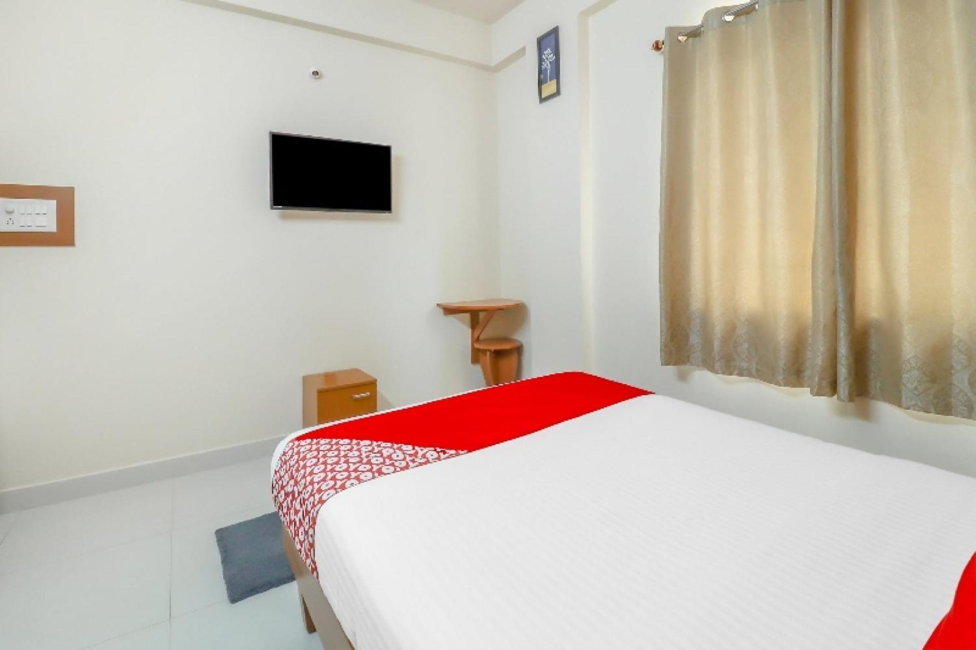 Hotel O The Host Bangalore Buitenkant foto