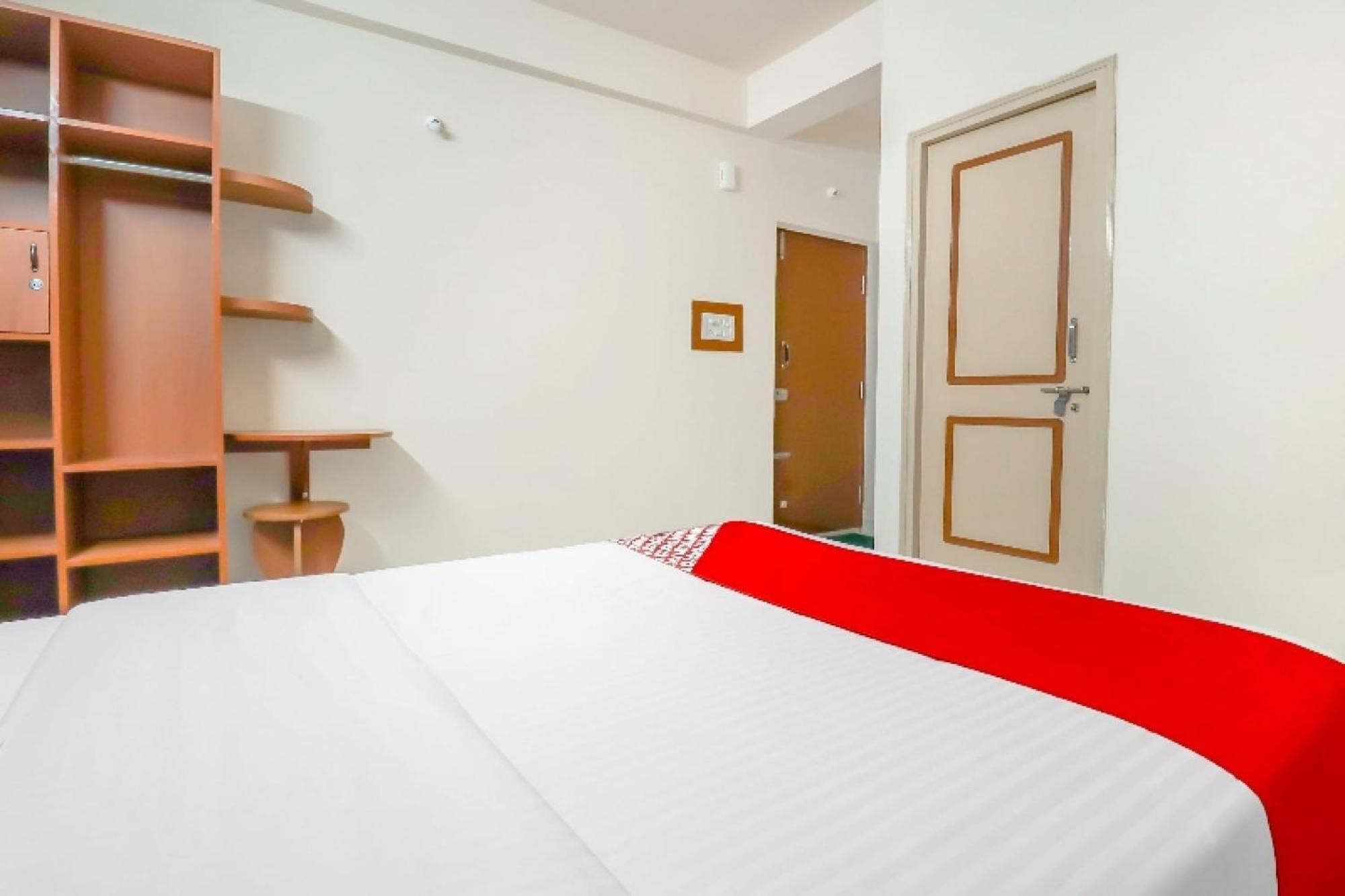 Hotel O The Host Bangalore Buitenkant foto
